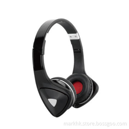 Headset with Frequency Response of 40Hz to 16kHz